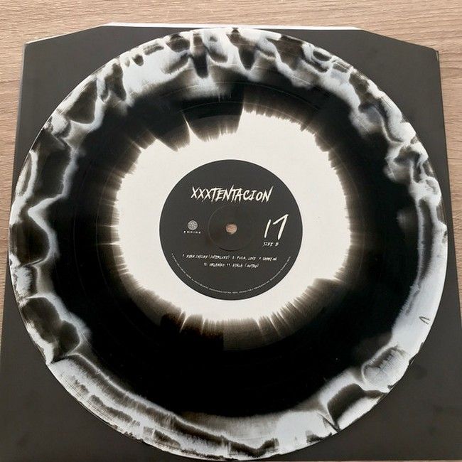 XXXTentacion – 17 (LP, Album, Stereo, Black & White Smash)