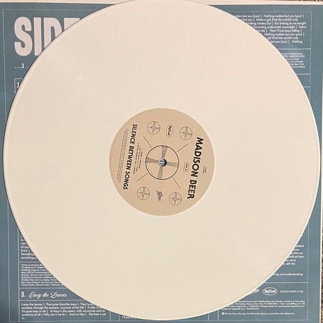 Madison Beer – Silence Between Songs (LP, Album, Limited Edition, White Vinyl)