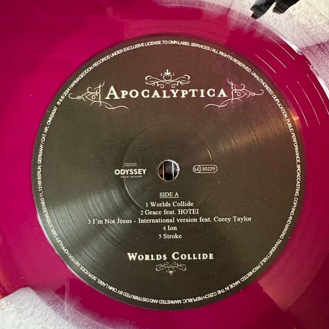 Apocalyptica - Worlds Collide (2LP, Record Store Day, Deluxe Edition, Numbered, Reissue, Purple w/ Black & White Butterly Vinyl)