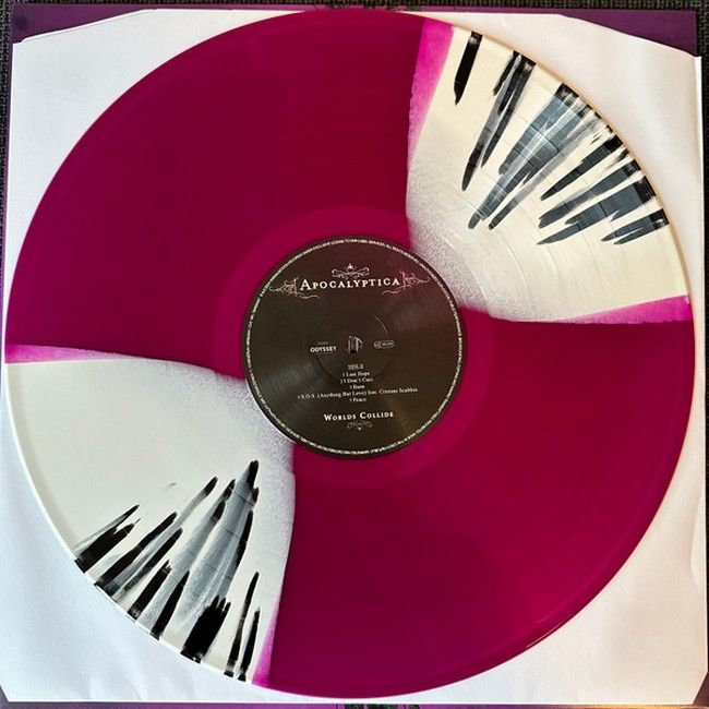 Apocalyptica - Worlds Collide (2LP, Record Store Day, Deluxe Edition, Numbered, Reissue, Purple w/ Black & White Butterly Vinyl)